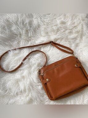 Tan Crossbody Bag Multi Pocket Gold Hardware Small Shoulder Purse